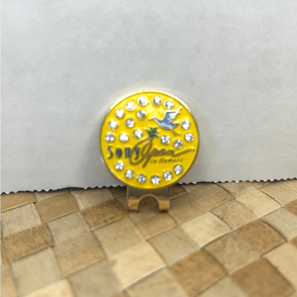 Hawaii’s Sony Open Crystal Golf Ball Marker